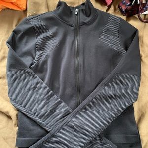 Fabletics crop jacket size medium